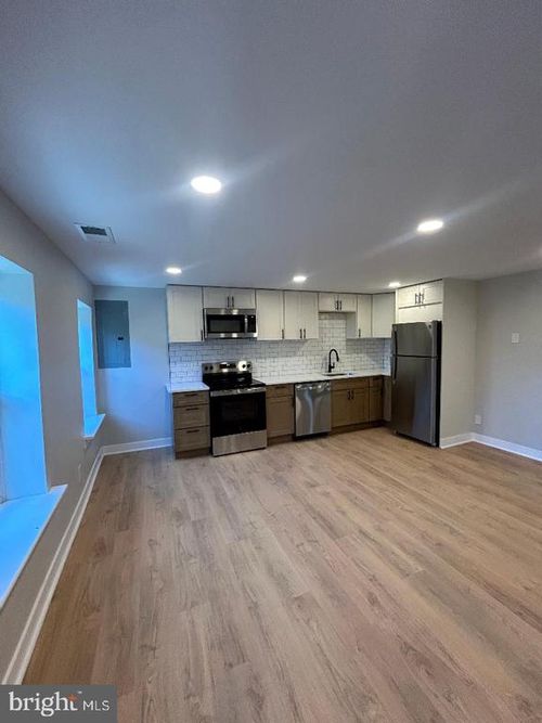 2-1130 Light St, BALTIMORE, MD, 21230-4105 | Card Image