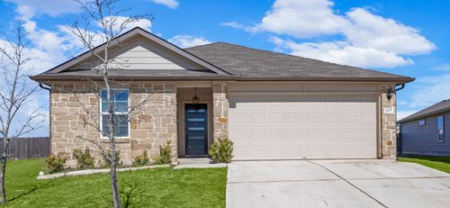 1425 London Way, Lockhart, TX, 78644-3629 | Card Image