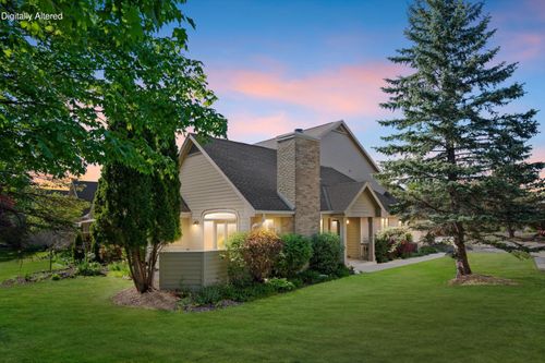 N21W24327 Cumberland Dr, Pewaukee, WI, 53072-5825 | Card Image