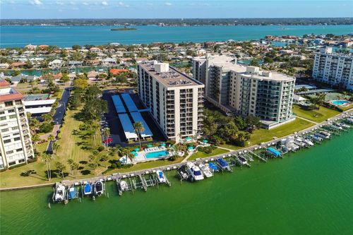 404-690 Island Way, CLEARWATER BEACH, FL, 33767-1926 | Card Image