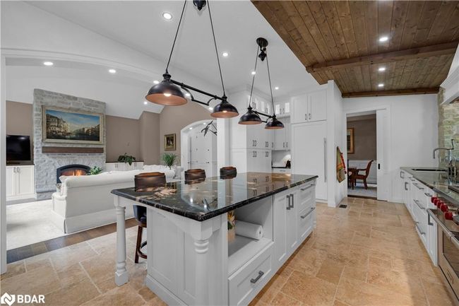 146 Rexway Dr, House other with 3 bedrooms, 3 bathrooms and 6 parking in Georgetown ON | Image 5