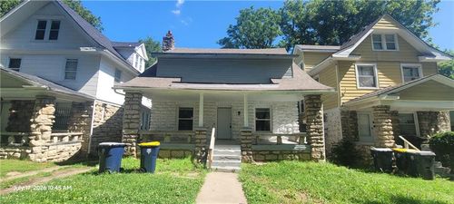2950 Lockridge Ave, Kansas City, MO, 64128-1145 | Card Image