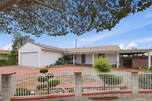 6514 Christine Cir, Buena Park, CA, 90620-4511 | Card Image