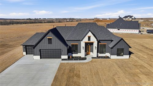 2983 E Josiah Blvd, Skiatook, OK, 74070-7011 | Card Image