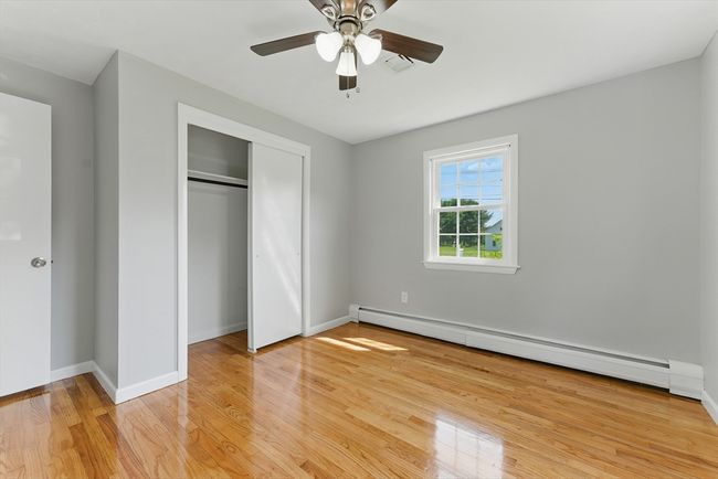 945 Shoemaker Ln, House other with 4 bedrooms, 1 bathrooms and 4 parking in Feeding Hills MA | Image 19