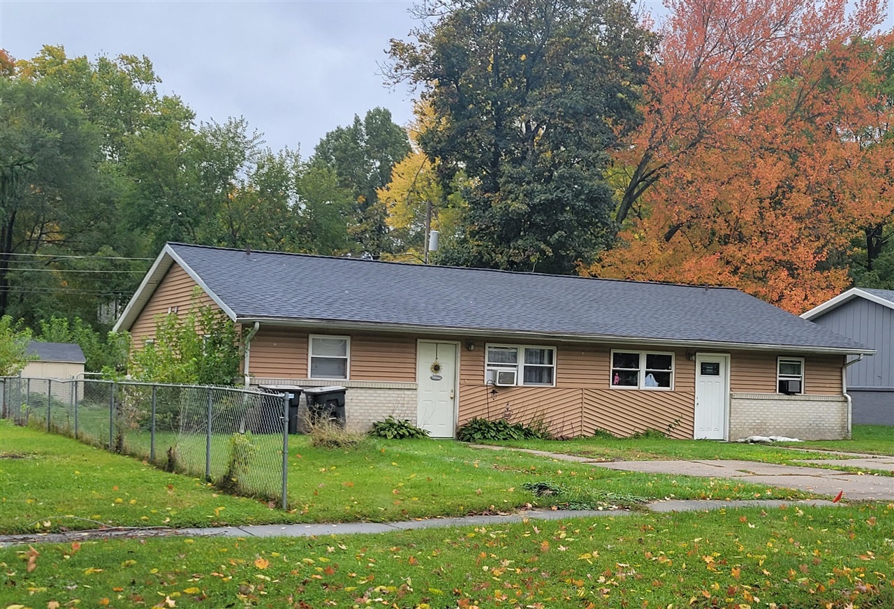 Arctic St, Buchanan, MI 49107