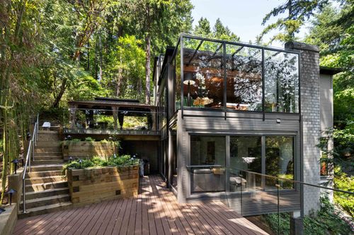 6915 Marine Dr, West Vancouver, BC, V7W2T4 | Card Image