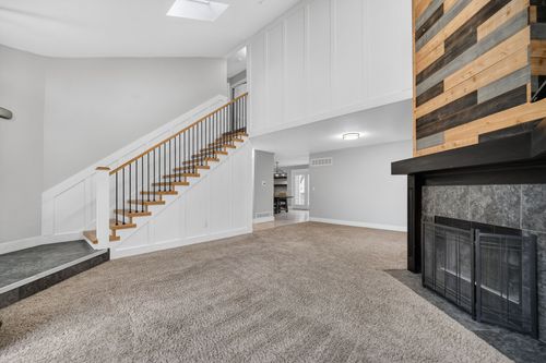 5840 Pleasant St, West Des Moines, IA, 50266-7232 | Card Image