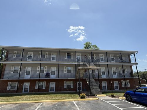 28-502 Poage Ln, Salem, VA, 24153-2955 | Card Image