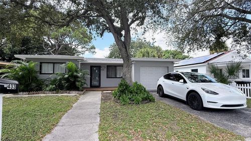 433 Nw 15th Way, Fort Lauderdale, FL, 33311-8845 | Card Image