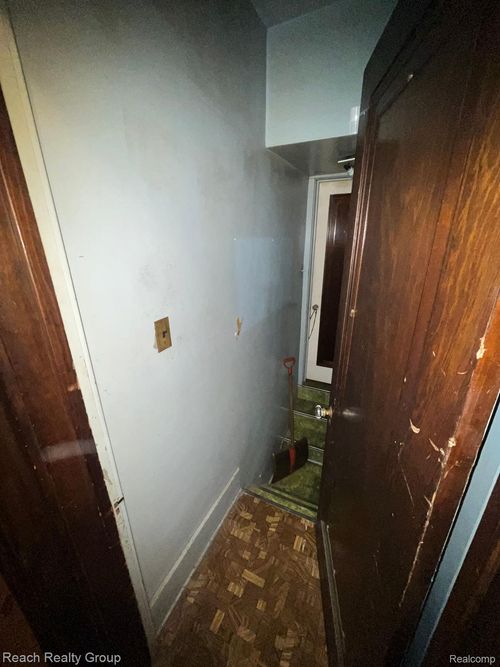 15782 Ohio St, Detroit, MI, 48238-1110 | Card Image