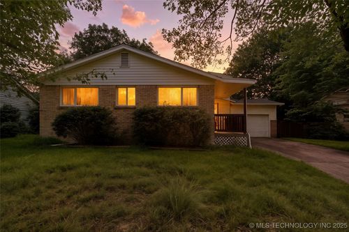 2904 Hudson Pl, Tulsa, OK, 74114-6331 | Card Image