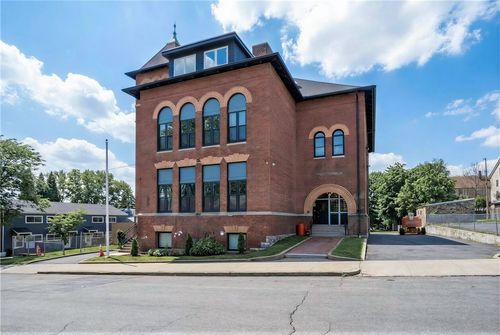 72 Kendrick Ave, Woonsocket, RI, 02895-3411 | Card Image