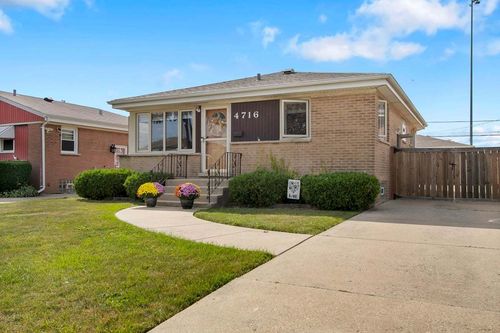 4716 N Oriole Ave, Norridge, IL, 60706-4541 | Card Image