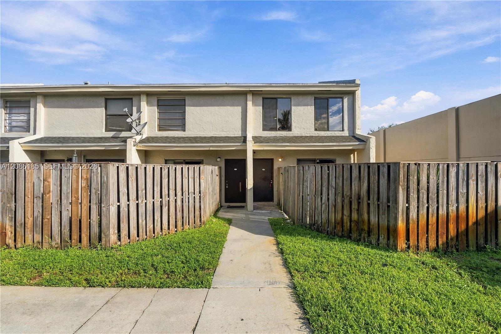 Residential Lease in Lauderhill