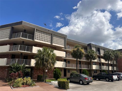 apt-306-3051 Nw 46th Ave, Lauderdale Lakes, FL, 33313-1845 | Card Image