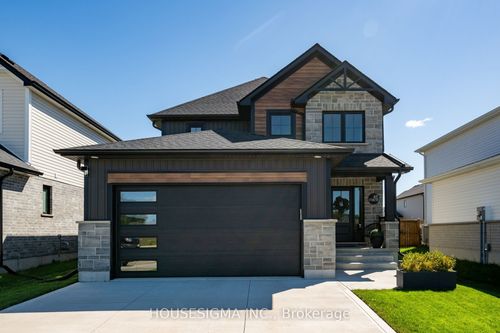 48 Postma Cres, Ailsa Craig, ON, N0M1A0 | Card Image