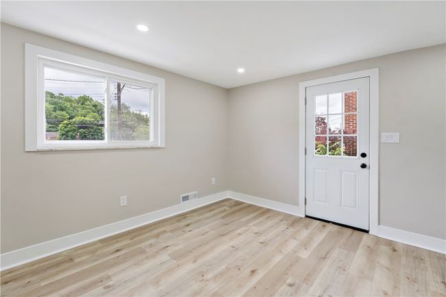 779 Bower Hill Rd, House other with 3 bedrooms, 2 bathrooms and null parking in Bridgeville PA | Image 14