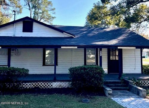 430 Center St, Starke, FL, 32091-3152 | Card Image