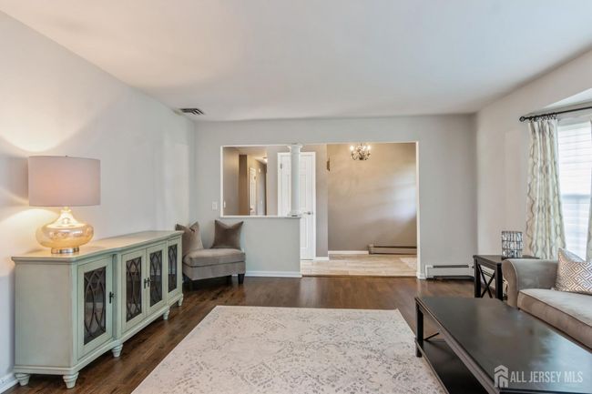 3318 Evergreen Ln, House other with 3 bedrooms, 3 bathrooms and null parking in South Plainfield NJ | Image 9
