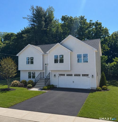 287 Maple Avenue, North Haven, CT, 06473 | Card Image