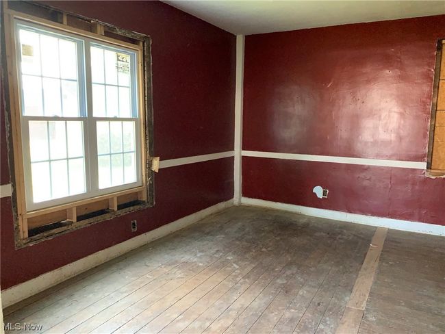 8867 S Main St, House other with 3 bedrooms, 1 bathrooms and null parking in Windham OH | Image 6