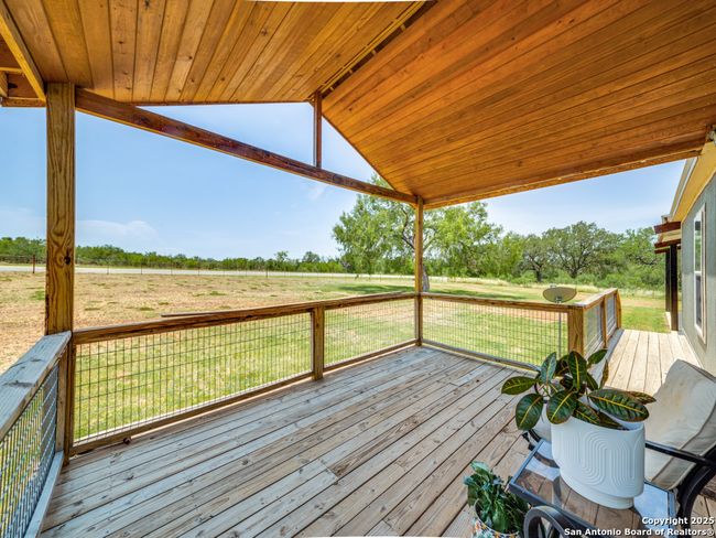 1271 Sandbranch Rd, House other with 3 bedrooms, 2 bathrooms and null parking in Bigfoot TX | Image 7