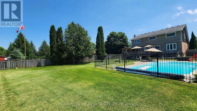 1252 Shore Acres Dr, House other with 4 bedrooms, 3 bathrooms and 12 parking in Gilford ON | Image 13