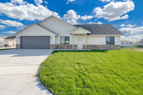 5514 N Saint Paul St, Wichita, KS, 67204-5477 | Card Image