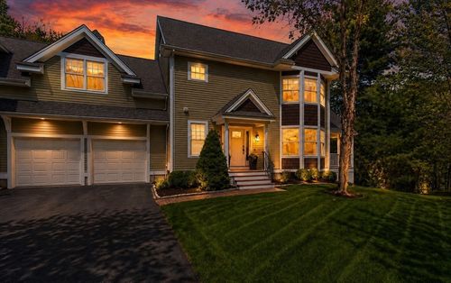 9-9 Thurston Pl, Medfield, MA, 02052-2054 | Card Image