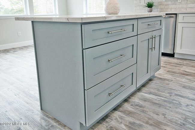 Kitchen Island | Image 13
