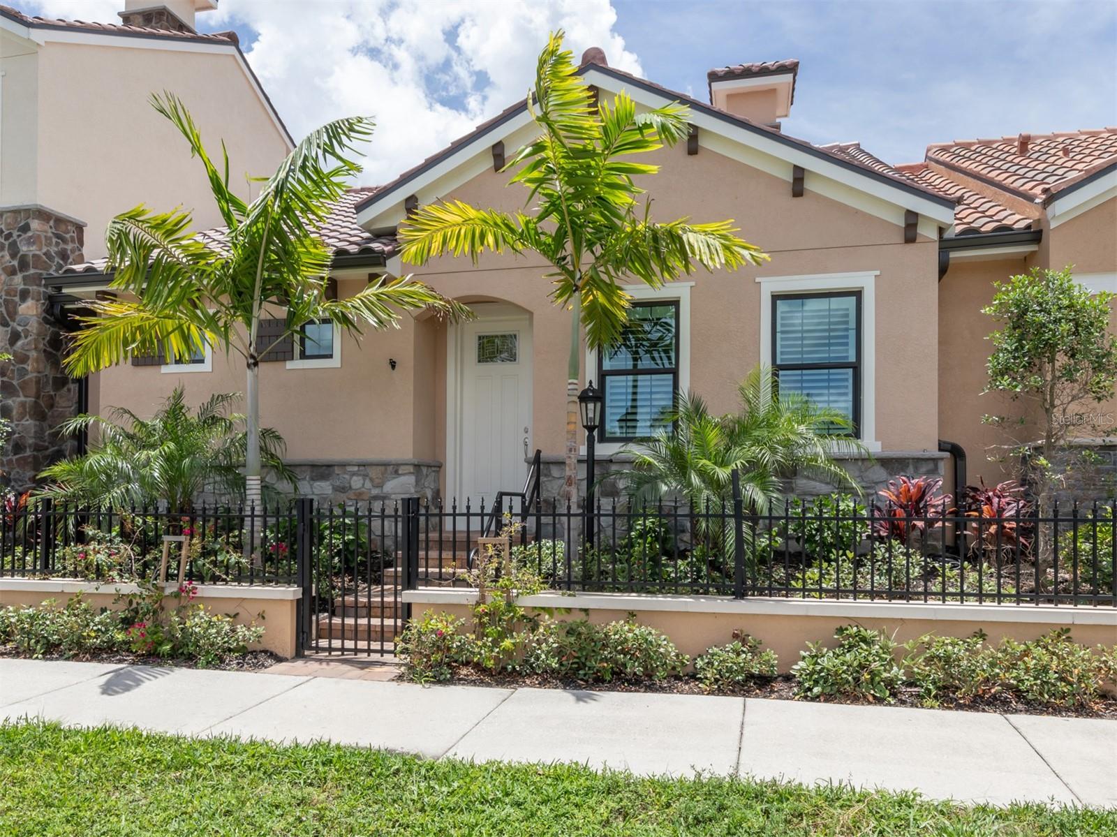 Venice Ave, Venice, FL 34285