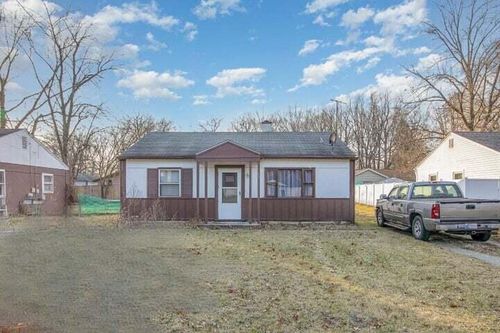 537 Walton Ave, Michigan City, IN, 46360-5332 | Card Image