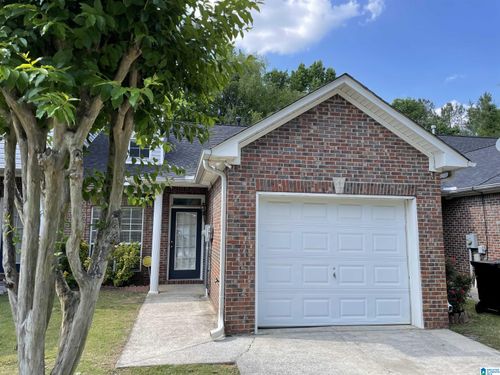 3524 Savannah Park Ln, VESTAVIA HILLS, AL, 35216-6909 | Card Image