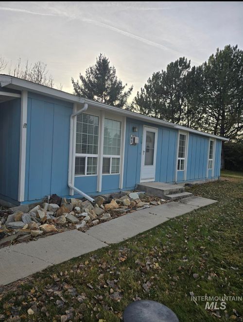 307 Ranchette Dr, Burley, ID, 83318-5046 | Card Image