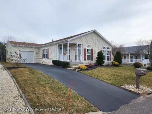 70 Oak Ridge Lane, Stafford, NJ, 08050 | Card Image