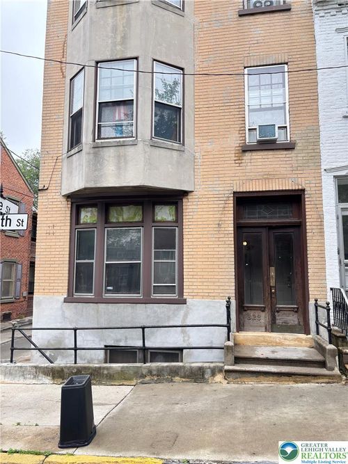 323 N 8th St, Allentown, PA, 18102-3244 | Card Image