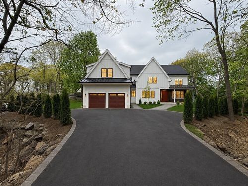 60R Lynnbrook Rd, Lynnfield, MA, 01940 | Card Image