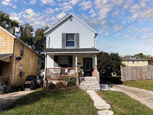 238 E Main St, Girard, OH, 44420-2605 | Card Image