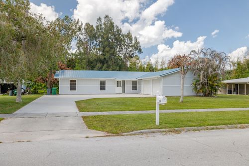 320 Chamberlain Boulevard, Fort Pierce, FL, 34946 | Card Image
