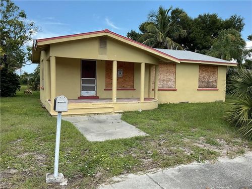 2152 Pauldo St, Fort Myers, FL, 33916-4262 | Card Image
