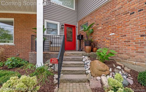 255 Southfield Rd, Birmingham, MI, 48009-1602 | Card Image