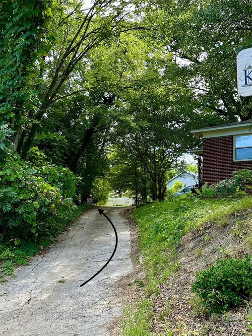 17-704 Gem St, Kannapolis, NC, 28083-2501 | Card Image