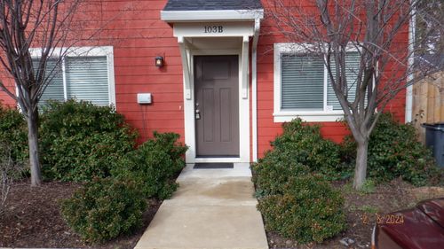 a-and-b-103 Ash St, Phoenix, OR, 97535-7778 | Card Image