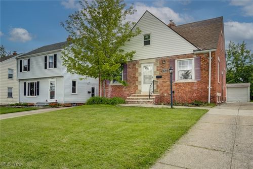 21411 Clare Ave, Maple Heights, OH, 44137-2124 | Card Image