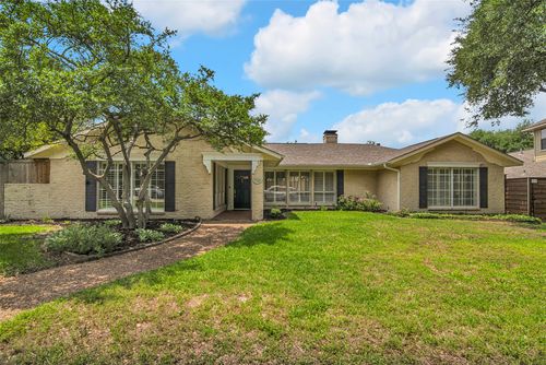9318 Trail Hill Dr, Dallas, TX, 75238-1436 | Card Image