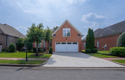 1159 Fairvue Village Ln, Gallatin, TN, 37066-7412 | Card Image