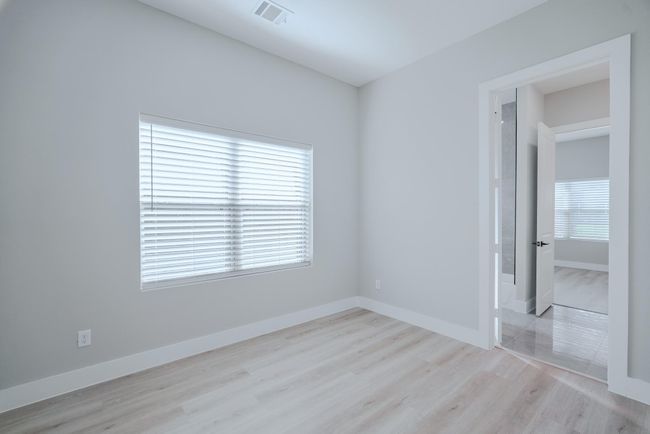 Family-friendly floor plan with all bedrooms on the same level | Image 31