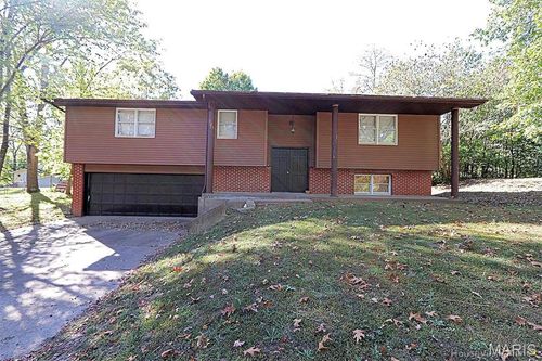 1953 Carolina Ln, Cape Girardeau, MO, 63701-2215 | Card Image
