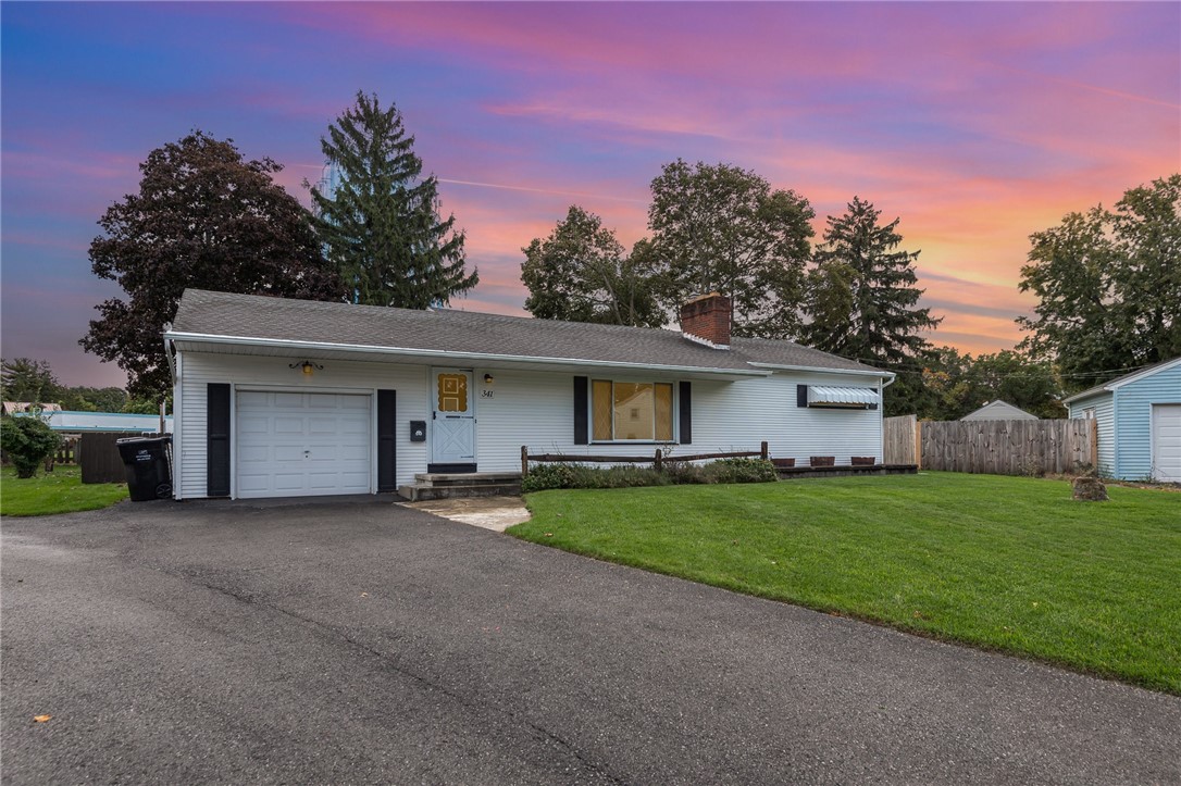 Coolidge Rd, Rochester, NY 14622
